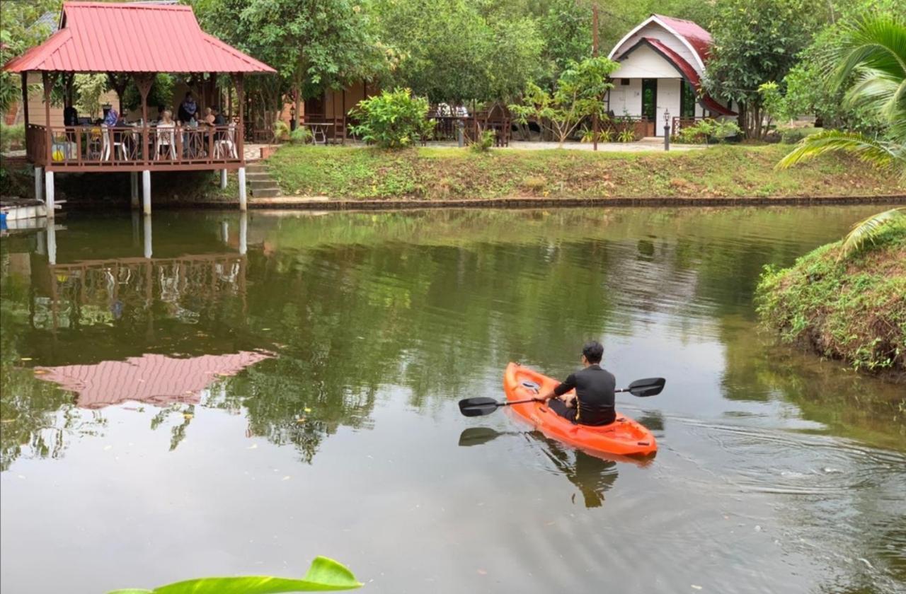 Api-Api Eco Chalet Pantai Kok Exteriér fotografie