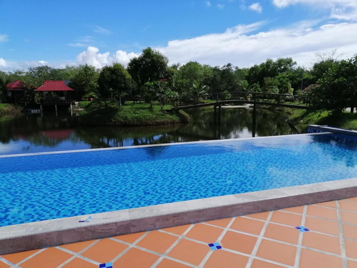 Api-Api Eco Chalet Pantai Kok Exteriér fotografie