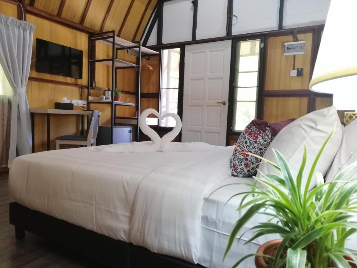 Api-Api Eco Chalet Pantai Kok Exteriér fotografie