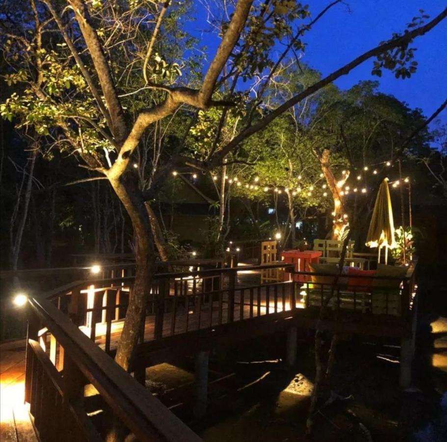 Api-Api Eco Chalet Pantai Kok Exteriér fotografie